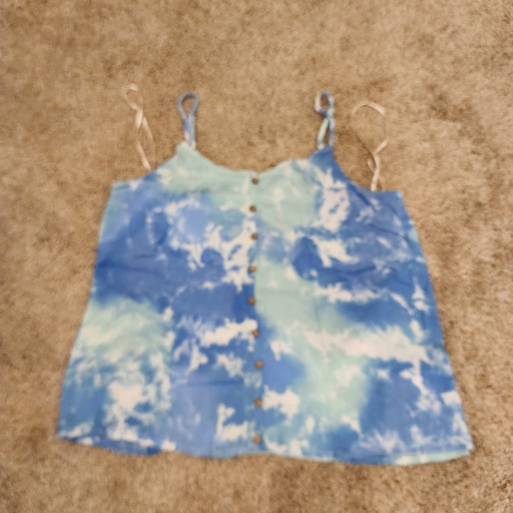 SO blue tyedye crop top size M